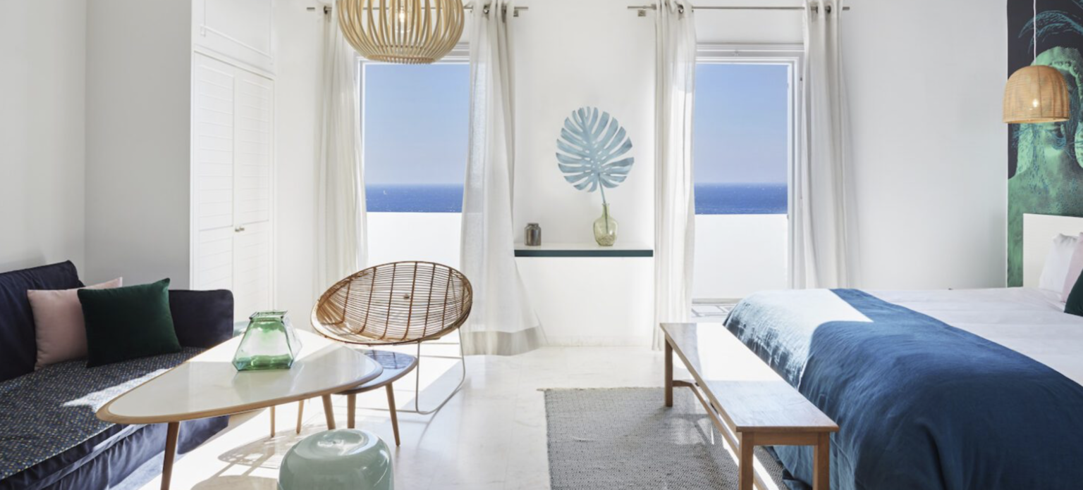 Why we love Greeks and especially those at Kouros Hotel & Suites in Mykonos